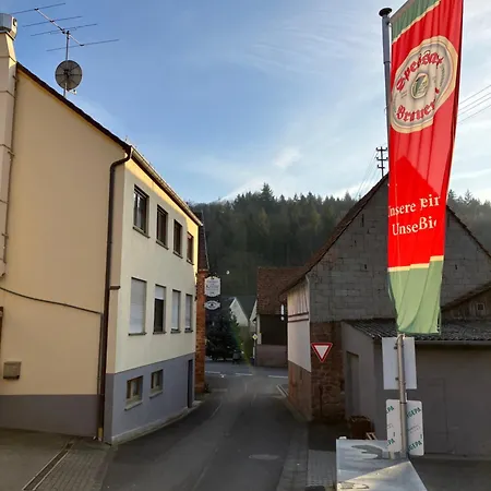 Gaestehaus Krone אורחן *