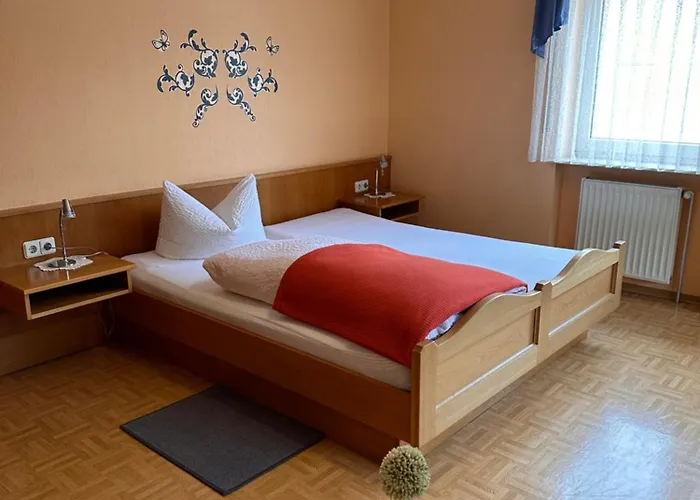 Gaestehaus Krone Herberg *