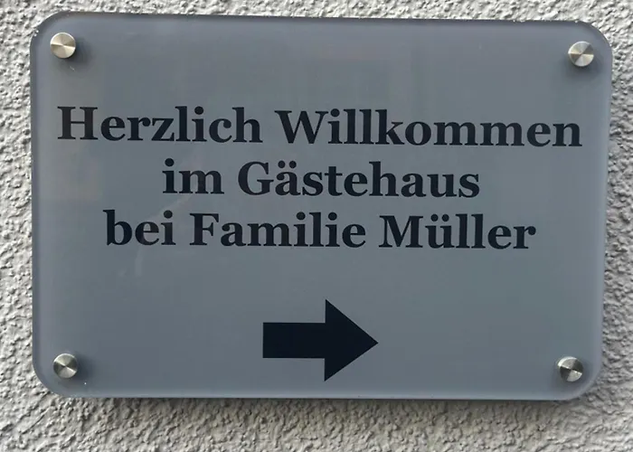 Gaestehaus Krone Holzkirchen (Wurzburg)