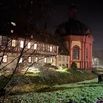 Gaestehaus Krone אורחן